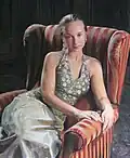 Estonian: Natalja sigarimajas. 2003