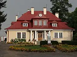 Former manor, currently nursing home