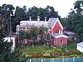 Rear part and gardens of the house.