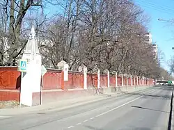 Fenced garden of hospital for wounded soldiers, Aeroport District