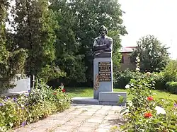 Monument to Petro Nishchynskyi in the city of Ananiv