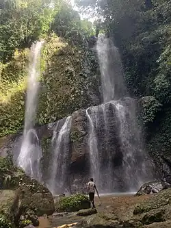 Photo of the second step of Jingsiam