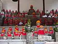 Statuettes of Jizō Bosatsu) en masse