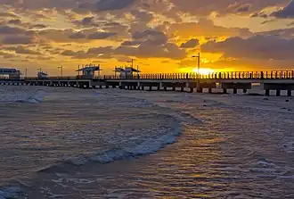 Woody Point jetty and Moreton Bay at Woody Point