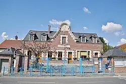 The town hall in Frétoy-le-Château