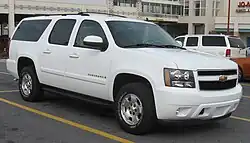 Image 23A Chevrolet Suburban extended-length SUV weighs 3,300 kilograms (7,200 lb) (gross weight). (from Car)
