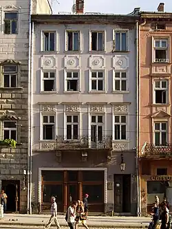 Market Square, 15
