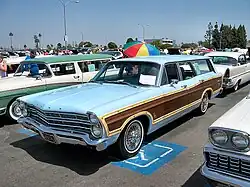 1967 Ford LTD Country Squire 390