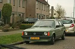 Base model Kadett D hatchback/saloon with round headlights and different front grille