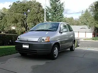 3/4 front view