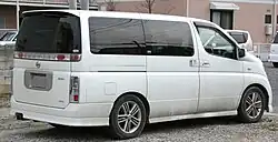 Rear view (pre-facelift))