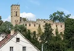 Ratno Dolne Castle