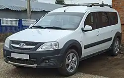Lada Largus Cross (pre-facelift)