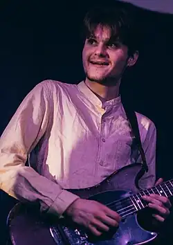 Kwasniewski-Kelvin performing with Black Midi in 2019