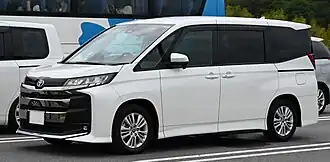 Toyota Noah (R90)
