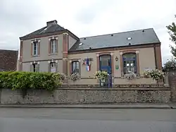 The town hall in Verrières