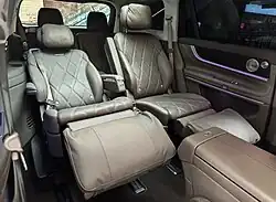 6-seat version Zero Gravity Seat (MY2025)