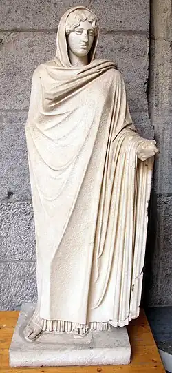 Aphrodite Sosandra (Roman copan copy of 5th century BC)