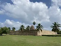 Enclosure wall of the Airavatesvara Temple complex