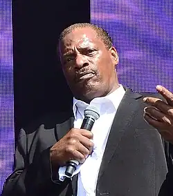 O'Neal performing in 2014