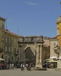 Arch of Sergii and surrounding buildings