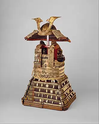 Ashikaga Takauji's ō-yoroi (shoulder guards, missing here). Kamakura or Muromachi period, early 14th century, The Metropolitan Museum of Art