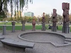 Conjunto escultórico in Parque de las Esculturas, Santiago.