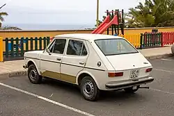 SEAT 127 LS 5-doors (rear view)