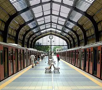 Line 1 platform