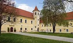 Atzenbrugg Castle