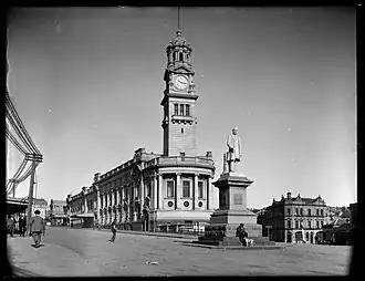 The Statue in 1912