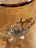 Close up of Averbode Beer glass logo etch (picture 1)