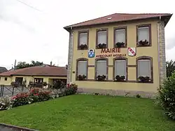 The town hall in Avricourt