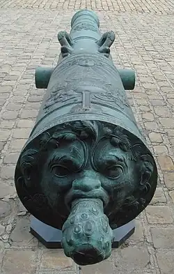 Bacchus head of , 24-pounder. Caliber: 151 mm.
