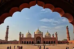 Badshahi Mosque[23]