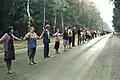 Baltic Way participants between Cēsis and Valmiera