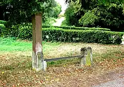 Ruins of a double-decker First Empire bench
