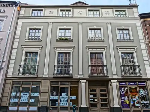 Facade before renovation
