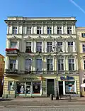 Frontage on the Market place