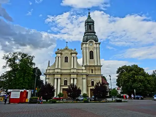 The church and the parvise