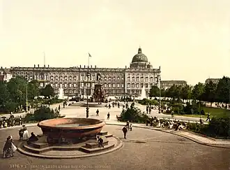 The Lustgarten in 1900 looking toward the Berliner Stadtschloss (Berlin City Palace)