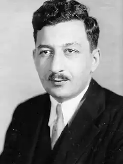Head and shoulders photo of Bernard Ades