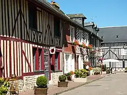 Shops in Beuvron-en-Auge