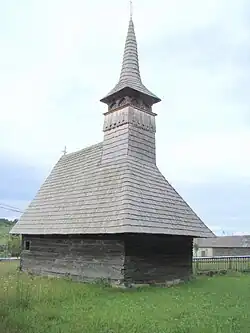 Archangels' wooden church in Cupșeni