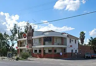 The Loddon Bridge Hotel