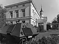 SW1 armoured personnel carrier of the Federal Border Protection (BGS, Bundesgrenzschutz) guarding the Federal Chancellery ("Palais Schaumburg"), Bonn, May 1975.