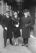 Roger Wolfe Kahn, Hannah Williams and Otto Hermann Kahn in front of Hotel Adlon, 1929