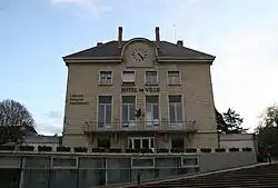The town hall of Bures-sur-Yvette