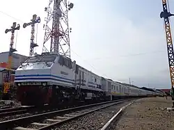 Gajayana train operated with the train car produced in 2009, September 2013