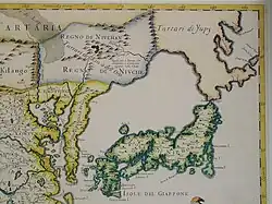 The late-Ming Liaodong (eastern Liaoning) separated by the wall from the "Kingdom of the Jurchen" (Regno di Niuche). The map was created during the early Qing, and mentions that "presently" the Jurchen (Tartari del Kin) have already conquered the rest of China